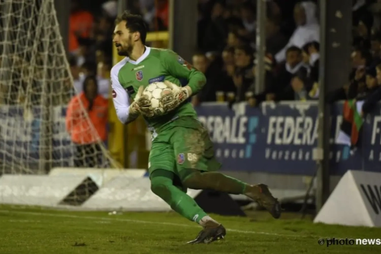 Moeskroen-goalie flaterde niet één maar twee keer: "Tegengoals die je niet kan begrijpen"