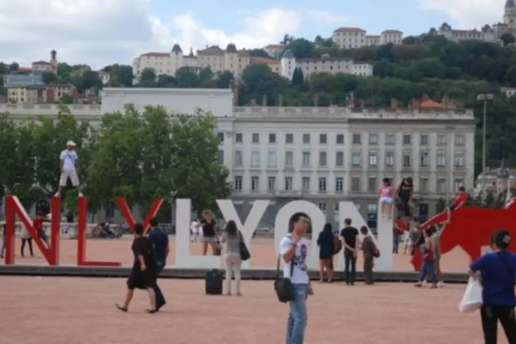 Ontdek de speelsteden van het EK: Lyon, een toeristisch wonder