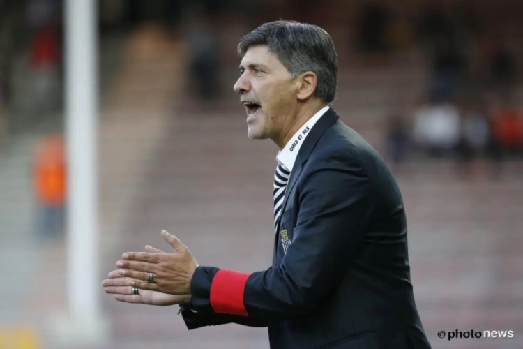 'Ook de coach van deze eersteklasser is nog steeds in de running om Preud'homme op te volgen'