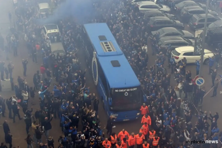 VIDEO: Absolute waanzin! Club Brugge-fans zorgen voor ongelooflijke sfeer bij aankomst spelersbus