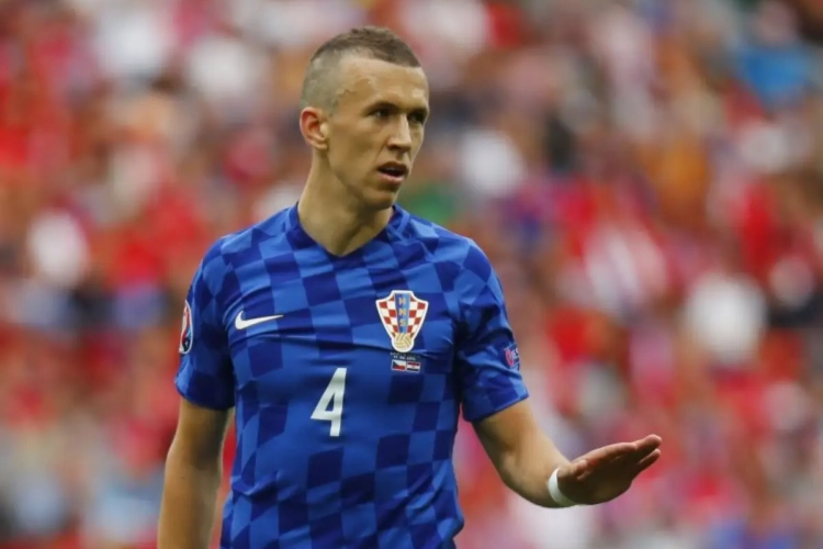 'Engelse topclubs én Barcelona richten hun pijlen op... Perisic'