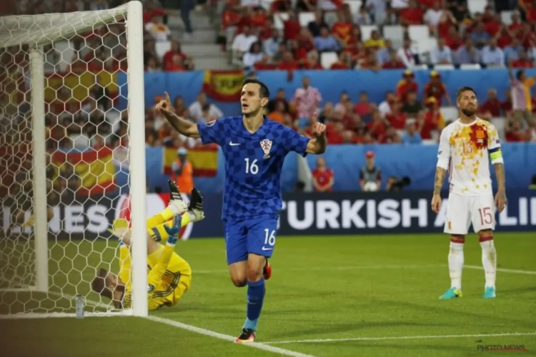 Chinese club vangt bot: "Geld is niet alles in het leven"