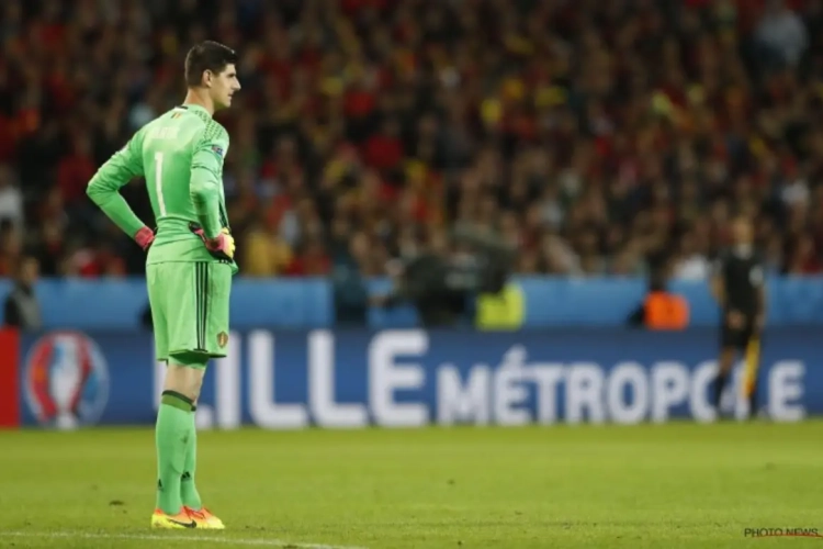 Courtois opnieuw kritisch over tactiek: "Wilmots moet het nu zelf bepalen"