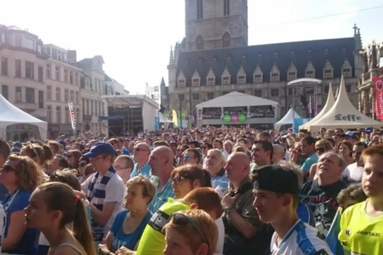 Buffalo's trekken massa volk: "Minder volk op Gentse Feesten door terreur in Nice? Het zal vanavond niet zijn"