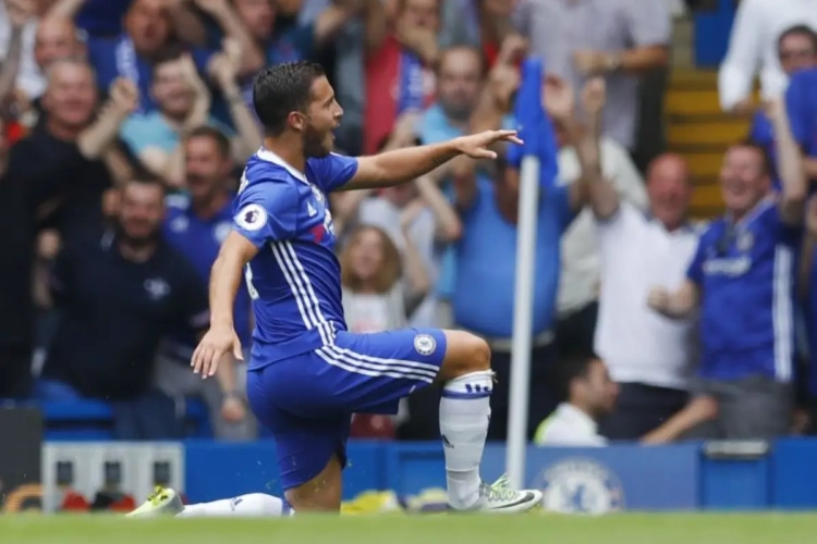 Eden Hazard zorgt voor prestatie die enkel Fellaini, Vertonghen en Benteke hem bij de Rode Duivels voor deden