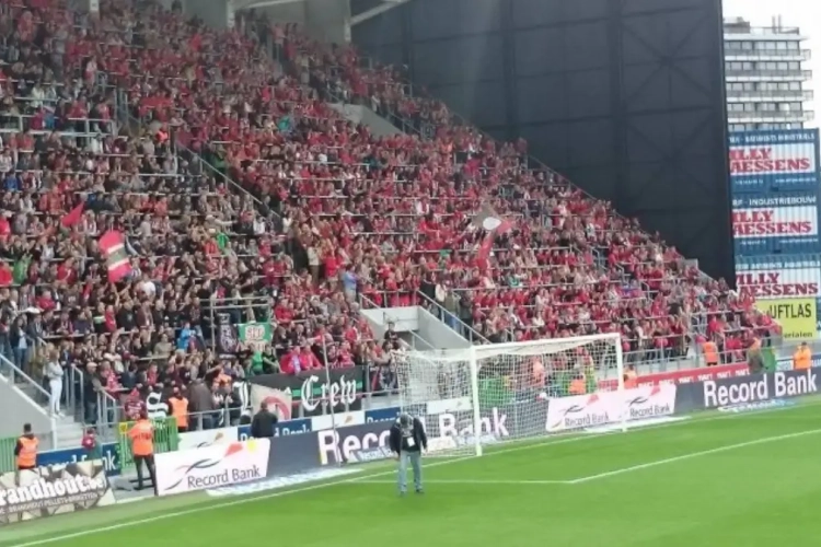 Zulte Waregem doet straffer dan de Rode Duivels en breekt record