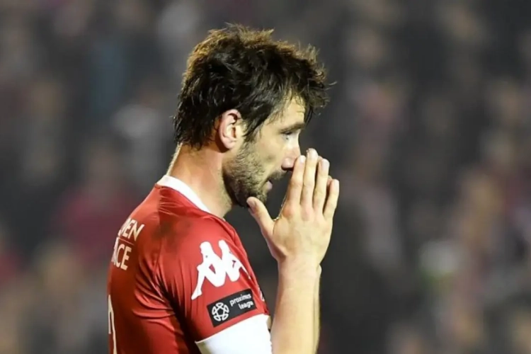 Ex-trainer Lierse haalde overbodige Antwerp-verdediger bijna naar Zuid-Afrika