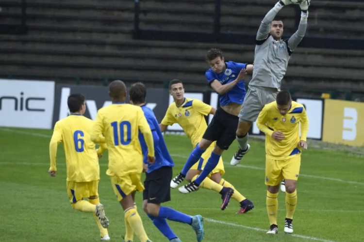 Hopelijk is dit geen slecht voorteken: youngsters Club Brugge gaan ten onder tegen Porto