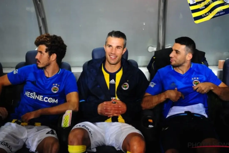 Moeizame Europese verplaatsing: Vliegtuig met Fenerbahçe-spelers maakt noodlanding in Boedapest