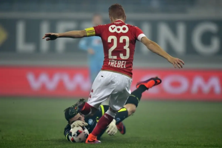 Volgens Enoh was het wél doelpunt in de Ghelamco Arena: "Denk aan Brugge"