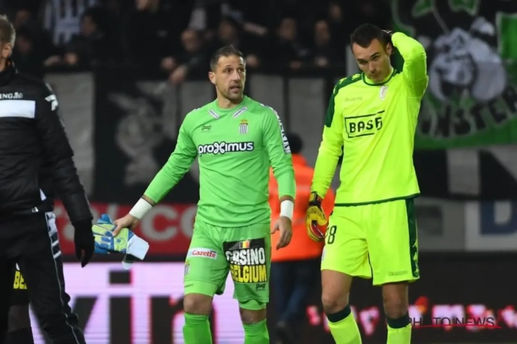  "Aanstekers, stokken van een vlag, snoep... Mijn rechthoek lag vol"