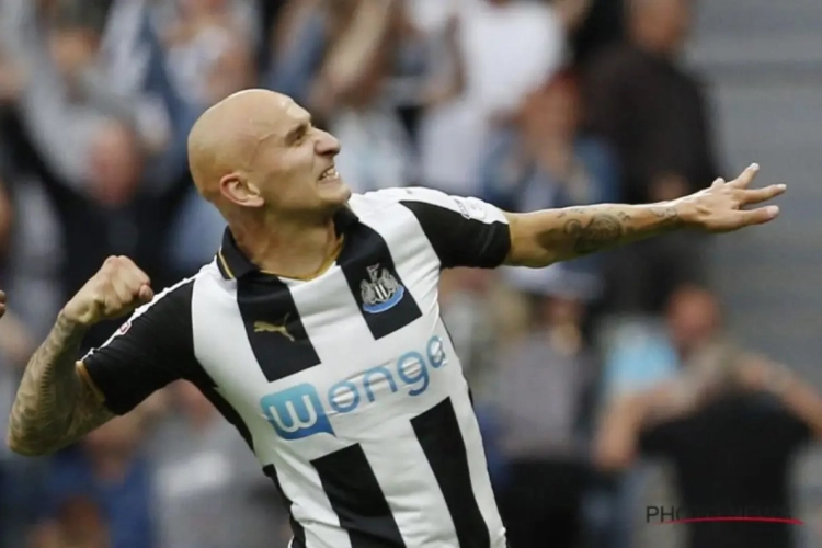 Ploegmakker van Sels en Mitrovic krijgt stevige boete en vijf matchen schorsing