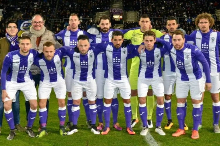 Spelers van Beerschot-Wilrijk trokken op teambuilding naar de Ardennen: #rattenoplatten