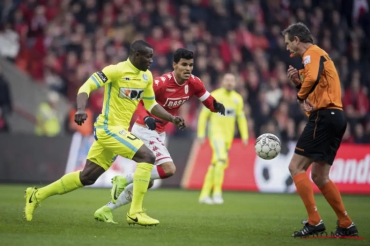 Anderson Esiti was opnieuw de stormram op het Gentse middenveld: "Wist niet dat de Belgische competitie zó zwaar was"