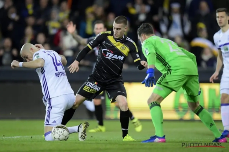 Lokeren-youngster kijkt al uit naar PO2: "Een <i> toernooike </i> graag met AA Gent én Standard, en eventueel Antwerp of Lierse"