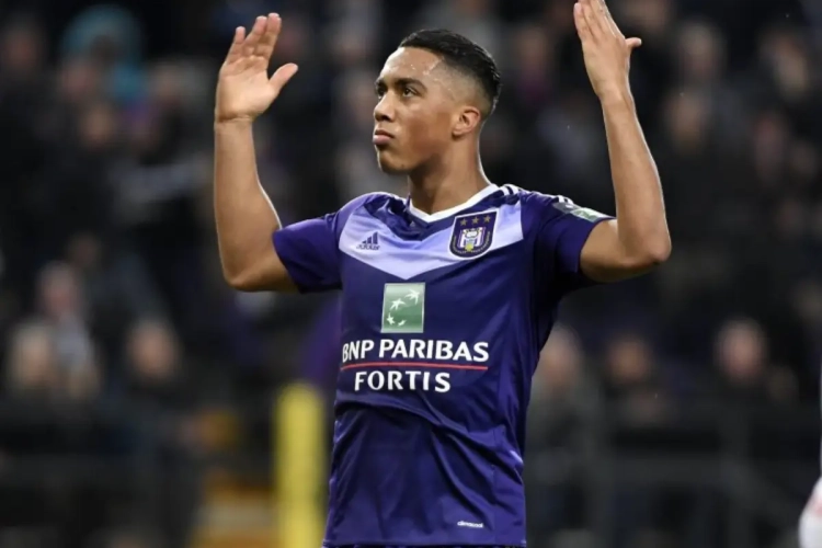 Youri Tielemans opent zijn hart over zijn opleiding bij Anderlecht, de Champions League, en zijn grootste kracht: "Ze zagen toen al die kwaliteit in mij"