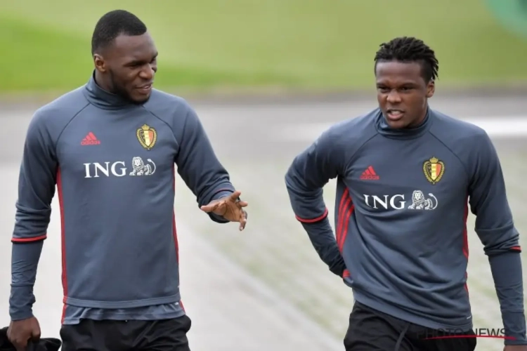 Is dit het streepje dat hij voor heeft op Engels: "Ik heb heel het seizoen al met drie achteraan gespeeld"