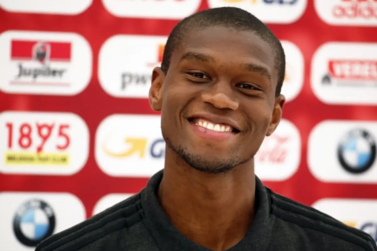 Denier ziet in ex-Genkie oplossing voor geplaagde defensie Rode Duivels: "Nu dé kans om zich te laten zien aan bondscoach"