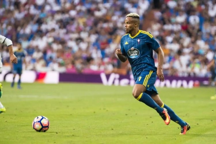 Belgische winger trekt naar Turkije en kondigt dat aan... in zijn onderbroek