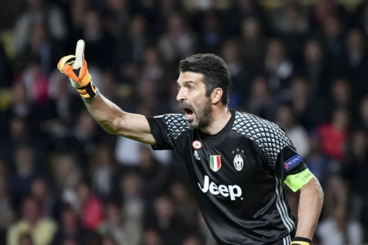 Erg verrassend: 'Juventus wil van deze man de opvolger van Buffon maken'