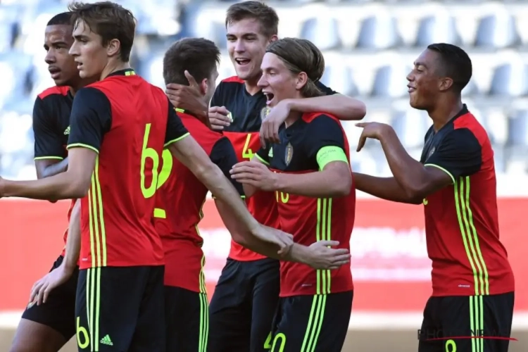 Straf verhaal bij de Jonge Duivels: Dennis Praet, Anthony Limbombe en Jordy Croux wilden een stapje in de wereld zetten, maar daar stak de coach een stokje voor...