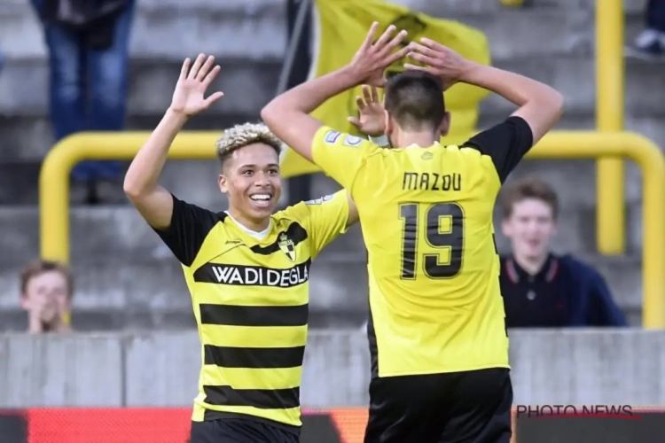 Nam Manuel Benson afscheid van de Lierse-fans? Gegeerde winger reageert met de kwinkslag: "Ik zie ze vrijdag nog"