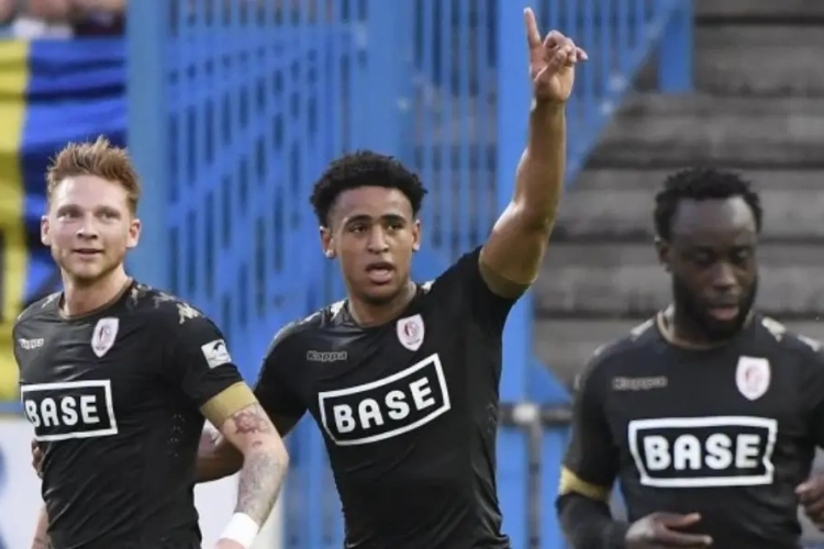 Enkele maanden geleden door Jankovic uit de kern gezet, maar 19-jarige Standard-aanvaller heeft eerste goal beet: "Veel professioneler geworden"