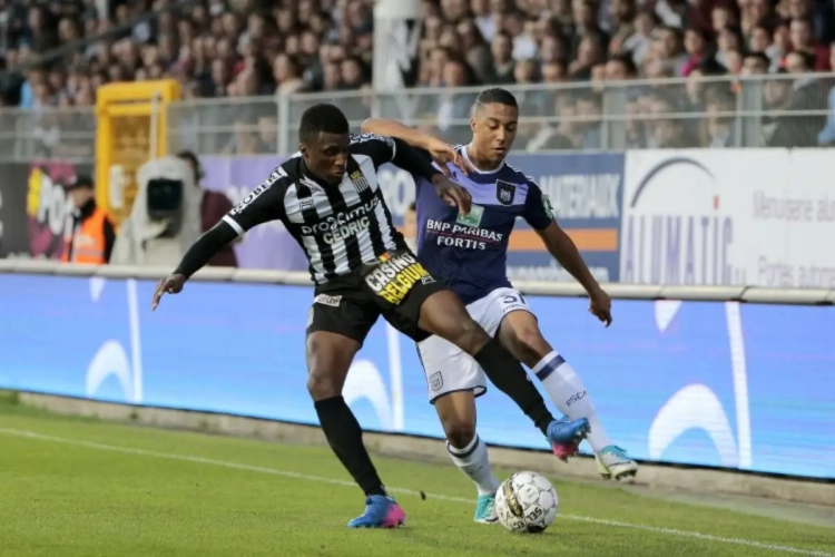 Anderlecht begint het wat beu te worden, maar transfertarget heeft goede redenen om te wachten