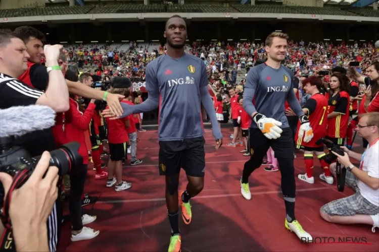 Benteke ziet een nieuwe man opduiken: "Vier spitsen? Vijf eigenlijk"