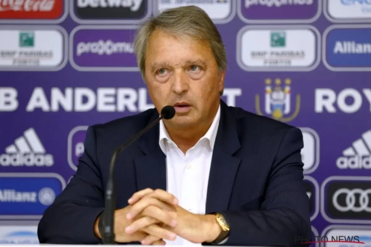 Van Holsbeeck over miljoenendeal die Anderlecht bewust niet sloot: "Hij was bereid om alles bij AA Gent af te blazen en hier te tekenen"