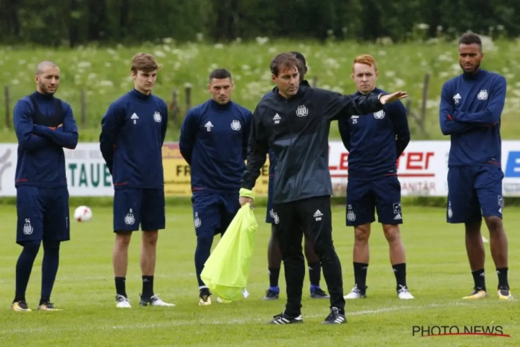 Beloftevolle middenvelder kondigt transfer aan: "Vrijdag teken ik bij Anderlecht"