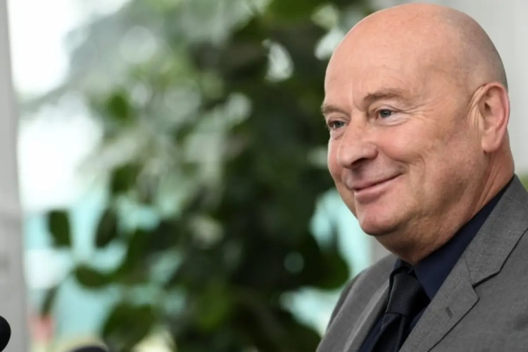 D'Onofrio moet er nog acht zien kwijt te geraken (waaronder twee die wel al speelden)