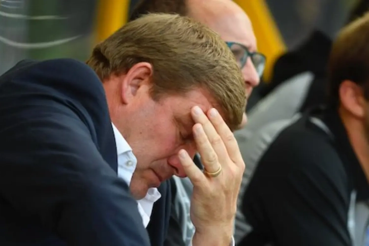 Vanhaezebrouck zéér scherp voor zijn falende defensie: "Dat kan niet tegen een spits van 1m73" en "Ik maak me zorgen"