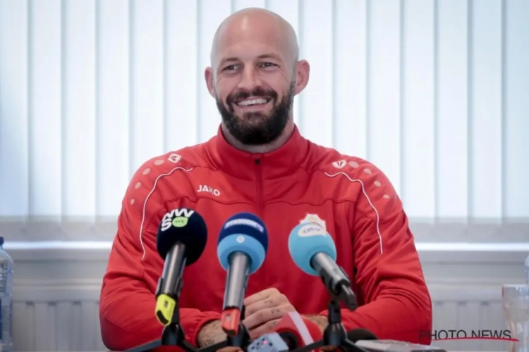 Jelle Van Damme debuteert dan toch niet voor Antwerp en laat zijn ontgoocheling blijken op Instagram