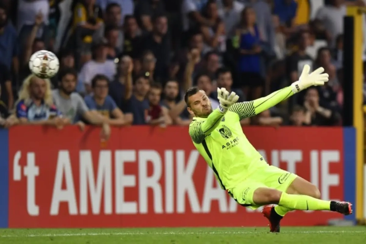 Club Brugge trekt nu al aan mouw van nieuwe doelman voor januari