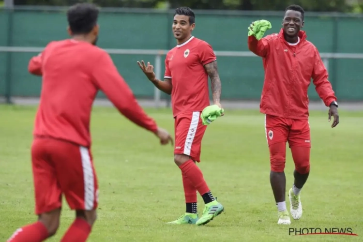 Gaat Antwerp hem nu nog een contract aanbieden of niet? Twijfels blijven, niet op training