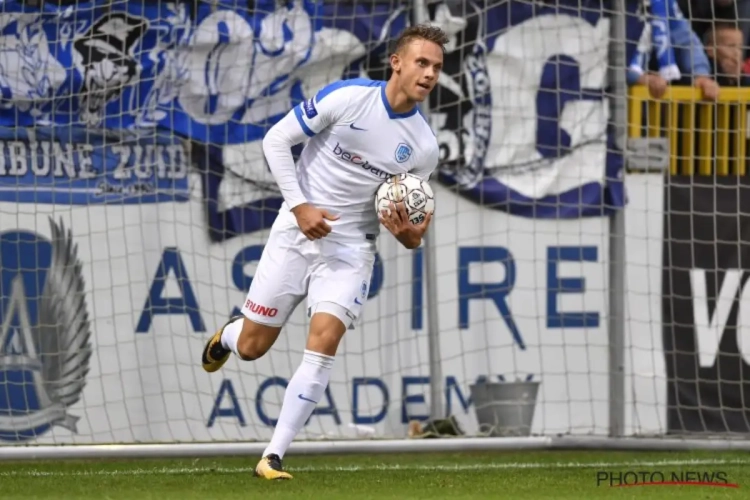 Analisten eensgezind eens over elleboog Ingvartsen: "Hij had altijd rood moeten krijgen"