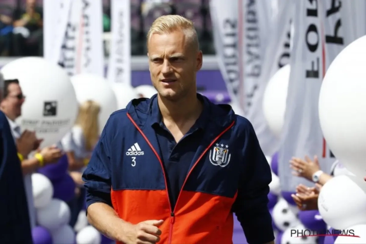 Reacties op verbannen Deschacht zijn er niet naast: "Ik denk dat Constant Vanden Stock zich al tien keer omgedraaid heeft in zijn graf"