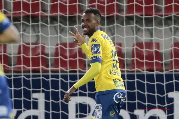 Anderlecht-huurling Kiese Thelin brengt zijn telraam mee naar de Gaverbeek in knotsgekke Essevee - Waasland-Beveren