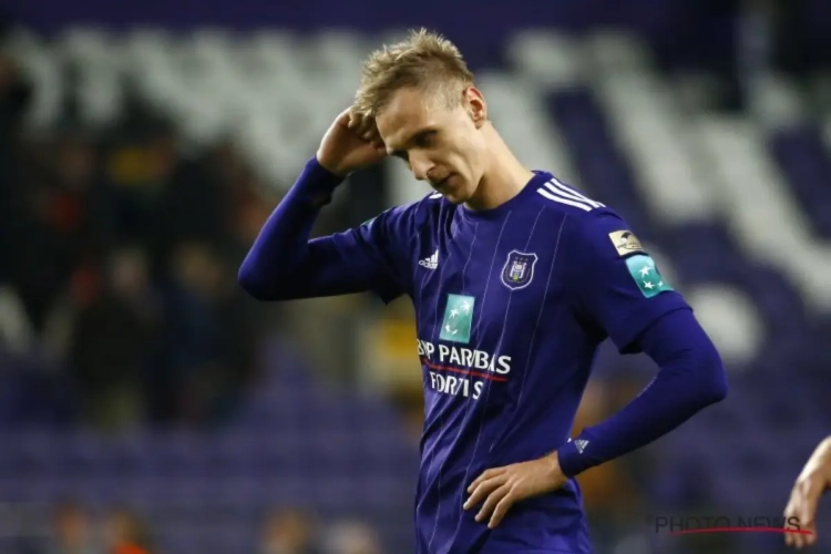 Ex-aanvaller van Anderlecht en Club Brugge weet wat er scheelt bij Teodorczyk: "Dat gevecht heeft hij verloren"