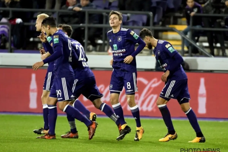 Vanhaezebrouck had een plan en het werkte: "Ik wou iets achter de hand houden" en "Dat is geen toeval hoor"