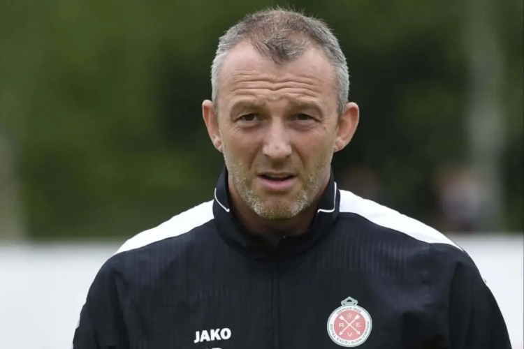 OFFICIEEL: Moeskroen heeft al vervanger beet voor op de keien gezette Mircea Rednic