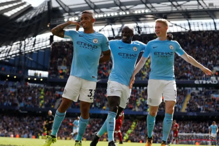 ? Hij doet het weer! Generaal De Bruyne scheurt defensie West Ham aan flarden met prachtige assist