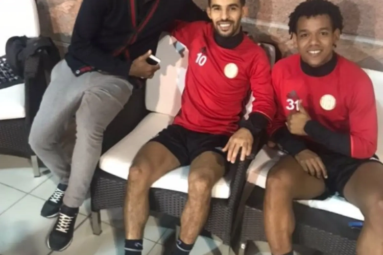 Vraagt u zich af waar Boussoufa zit? Wel, hij speelt woensdag tegen Real Madrid