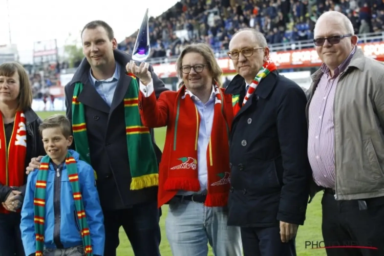 De timing van Coucke kon niet slechter voor Oostende: "Een kaakslag voor de vele duizenden supporters"