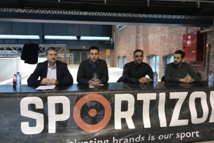 Heeft je kind geen team? Op de initiatiedag kan het toch deelnemen aan de Soccer Trophy