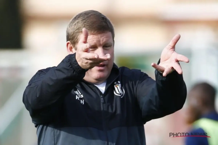 Hein Vanhaezebrouck heeft enkele blessurezorgen, vijf youngsters reizen mee naar Genk