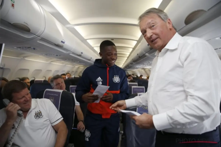 Toptalent Amuzu vertelt welke Anderlecht-speler het meeste indruk op hem maakt: "Hij is héél goed, een klassespeler"