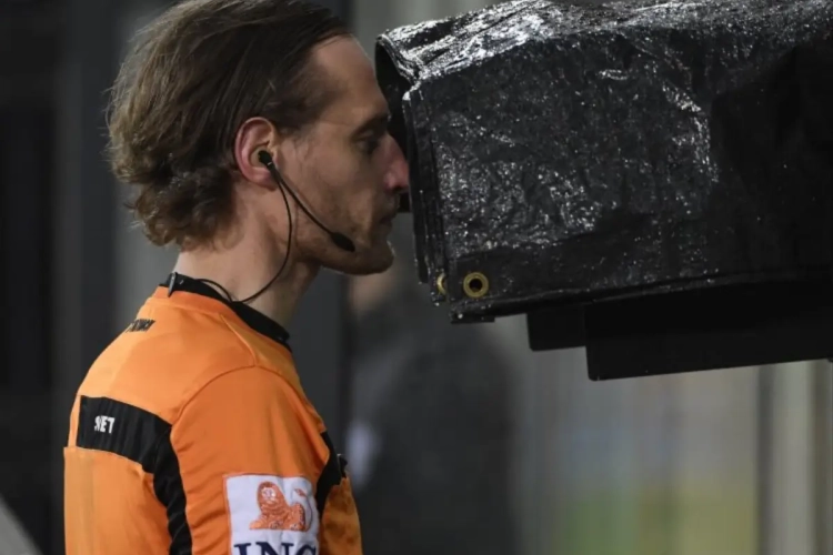 Pro League trekt mooie som uit om 8 (bekende) nieuwe videorefs op te leiden