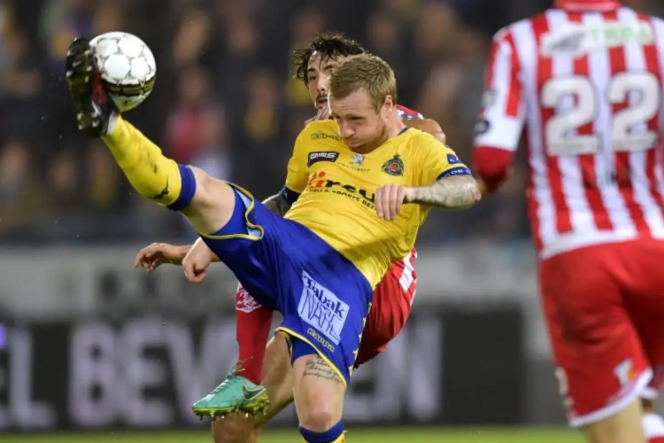 En wat als ze hém nu eens gehouden hadden? Ex-spits van Waasland-Beveren scoort aan de lopende band in Denemarken